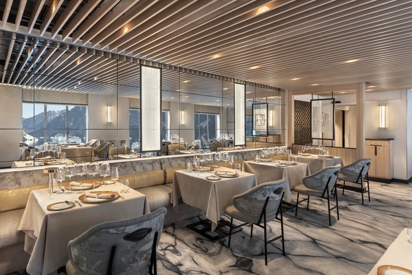 Silversea EV La Dame ©Silversea Cruises Ltd.jpg